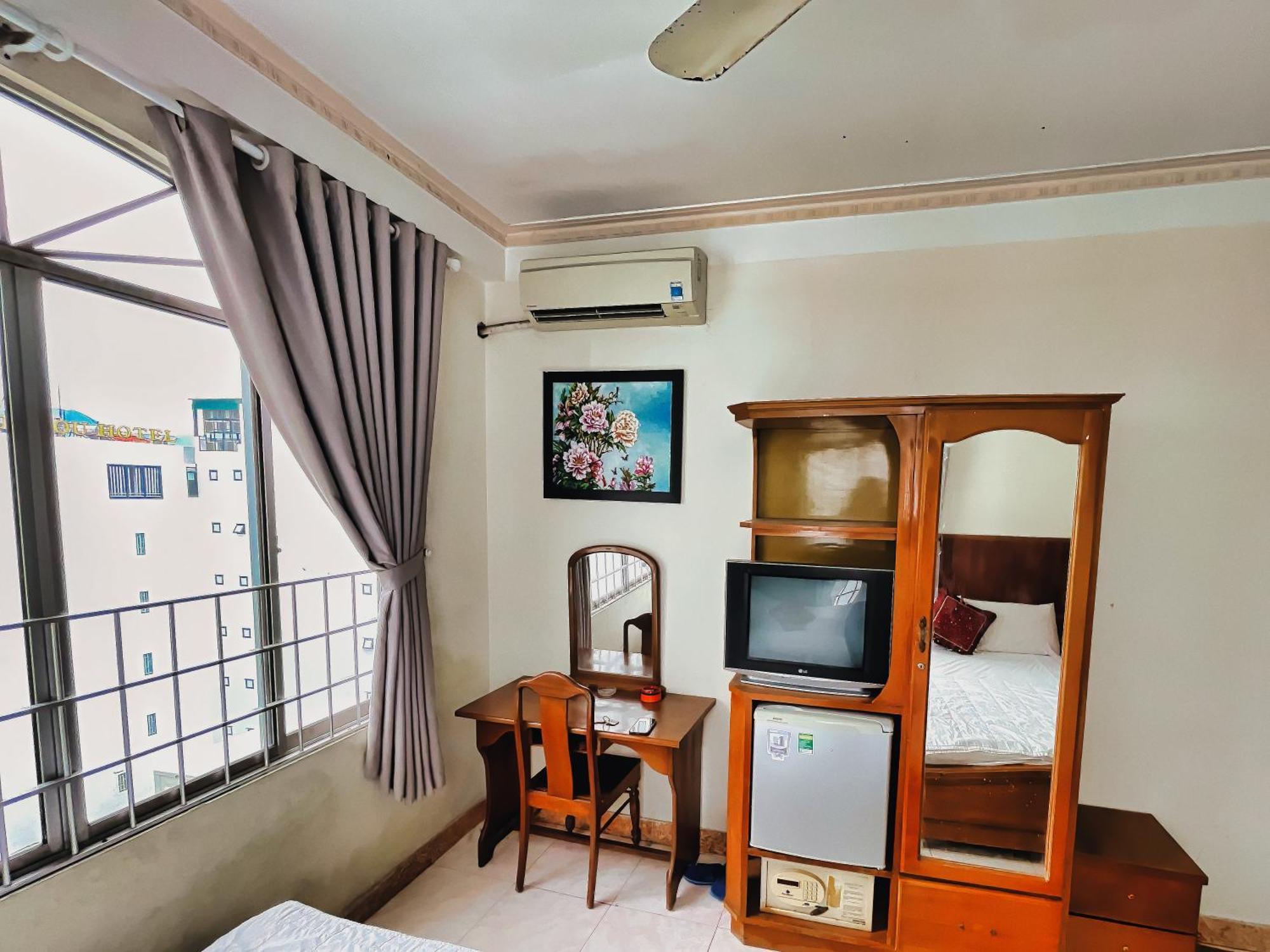 Quang Vinh 2 Hotel Нячанг Экстерьер фото