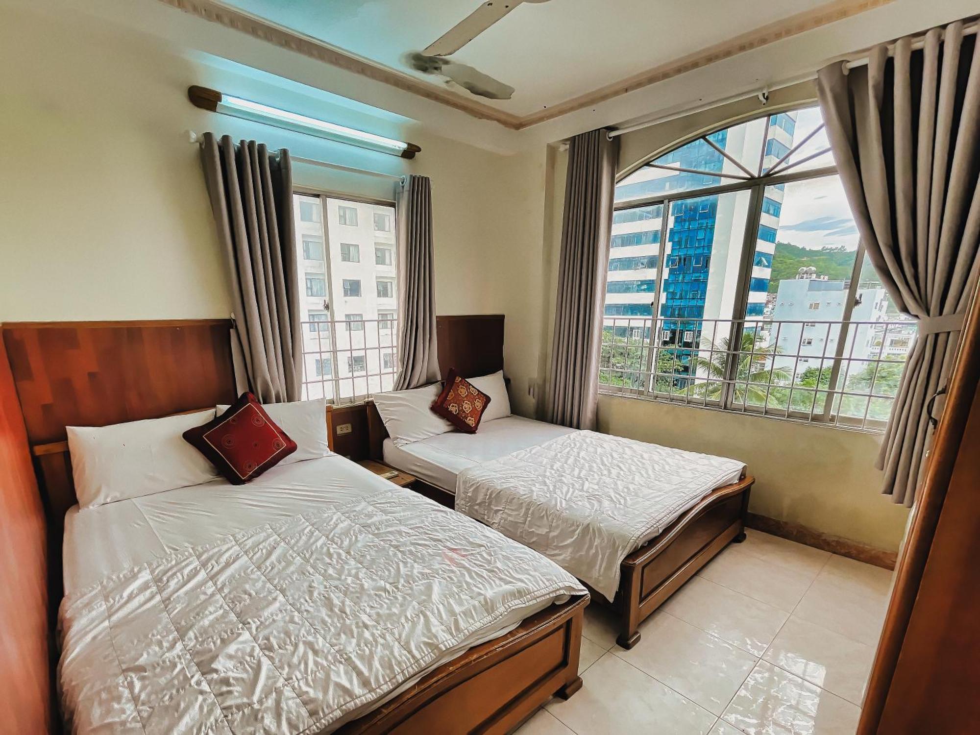 Quang Vinh 2 Hotel Нячанг Экстерьер фото