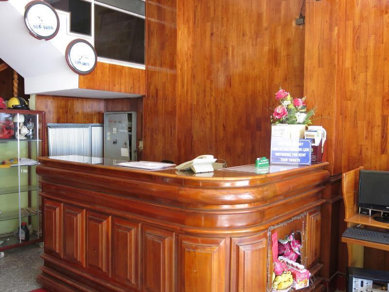 Quang Vinh 2 Hotel Нячанг Экстерьер фото